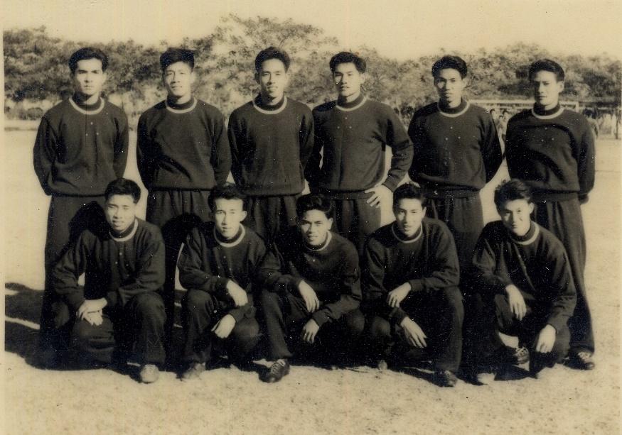 足球教练邓锡权简历,邓锡侯死亡原因