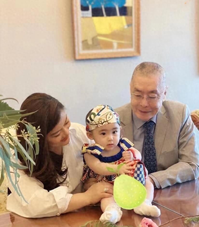 钢琴大师刘诗昆履历介绍,钢琴大师刘诗昆国外演出