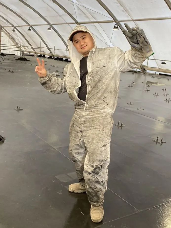 孙哥在新西兰:15岁退学,17岁生子,28岁出国,一小时挣200元