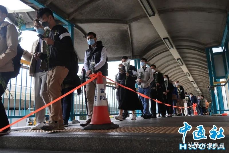 近万香港人排队悼念江爷爷！这一幕感动全国