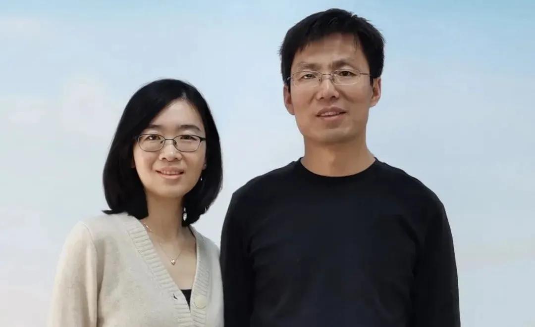 夫妻白手起家,夫妻档干电商