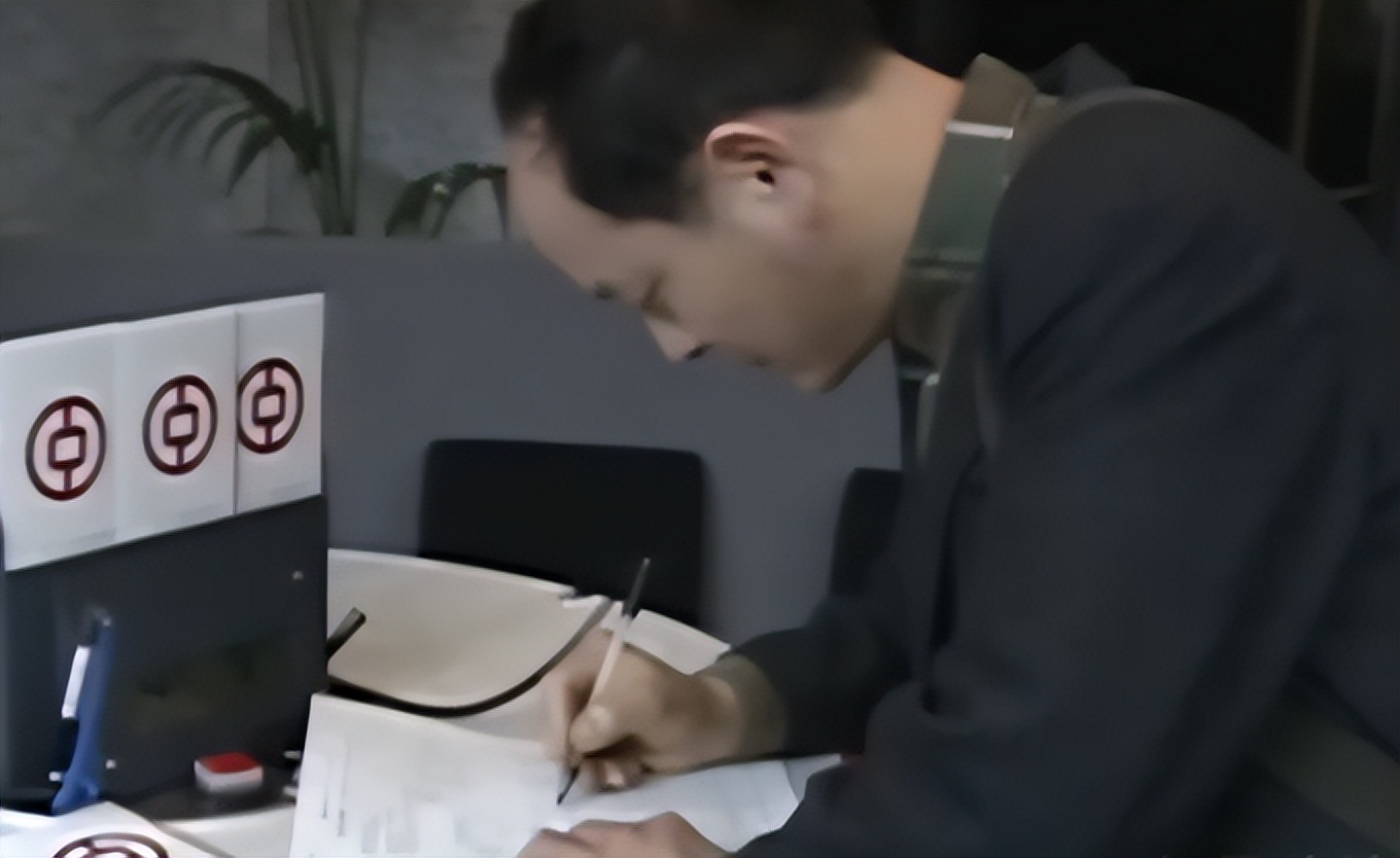 了不起的“中国男人”丁尚彪：在日本打黑工15年，却受百万人敬仰