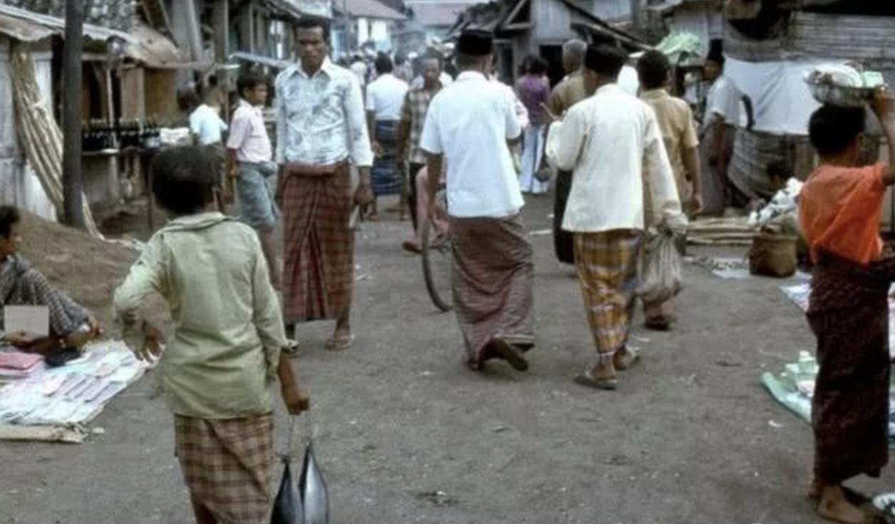 印度尼西亚为什么不是海陆兼备,印度尼西亚到底是东边还是南边