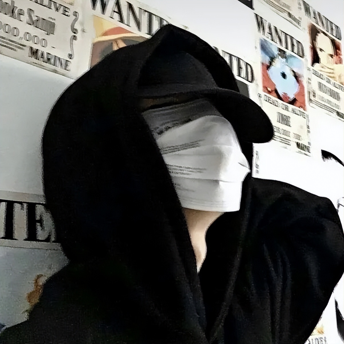 戴口罩情侣图片头像一对,戴帽子和口罩情侣头像黑白动漫