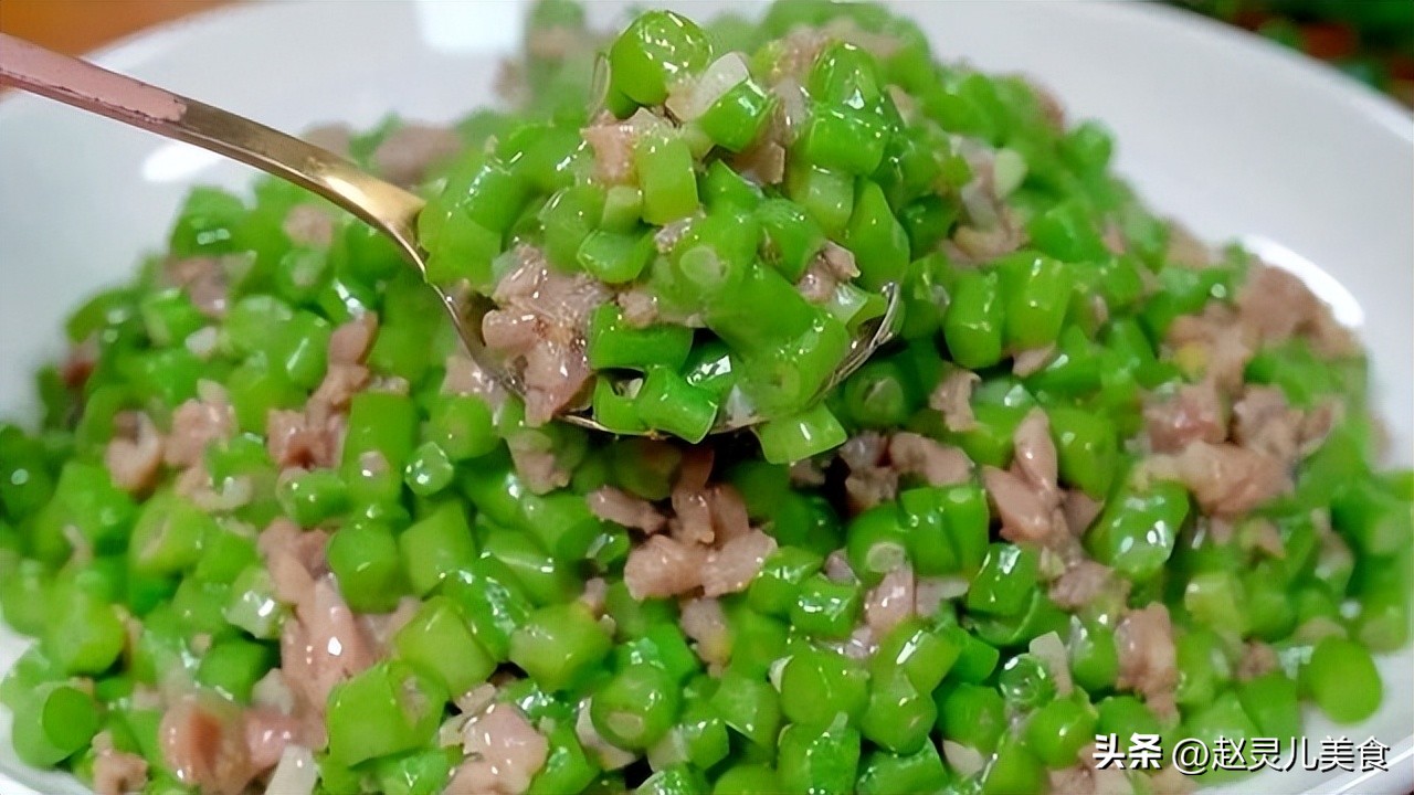 一家三口被查出肝病,三种物品长期放冰箱易致肝癌