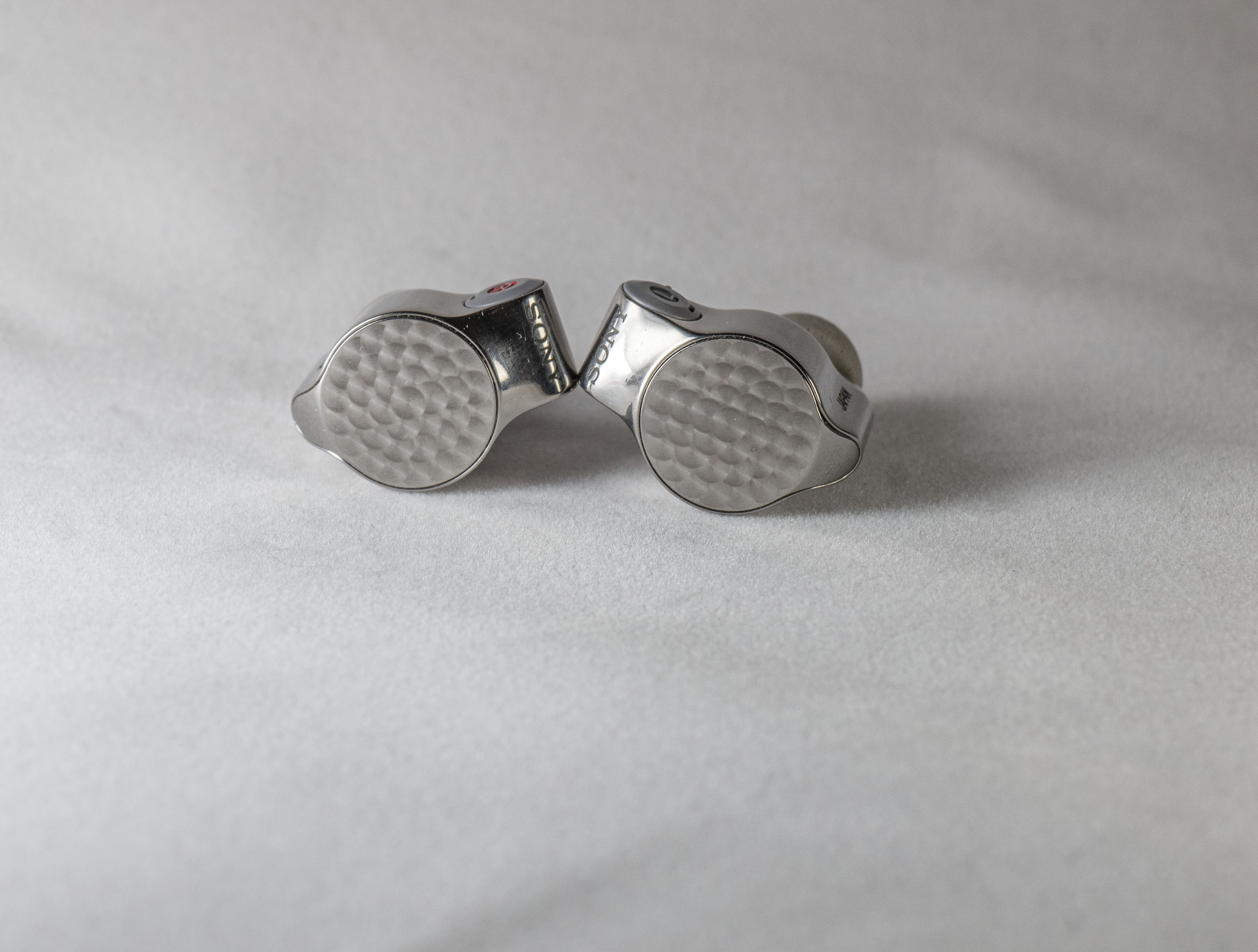 索尼ier-z1r耳机,索尼万元以下的全画幅