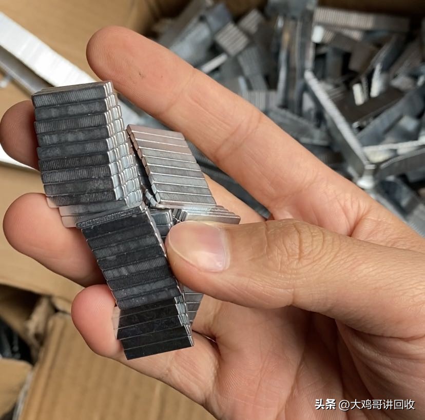 为什么废品强磁收购价格这么高,强磁回收多少钱一斤
