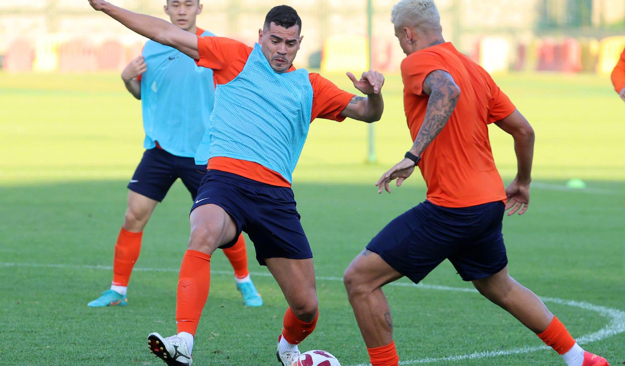 山东泰山队海报,山东泰山队宣传海报