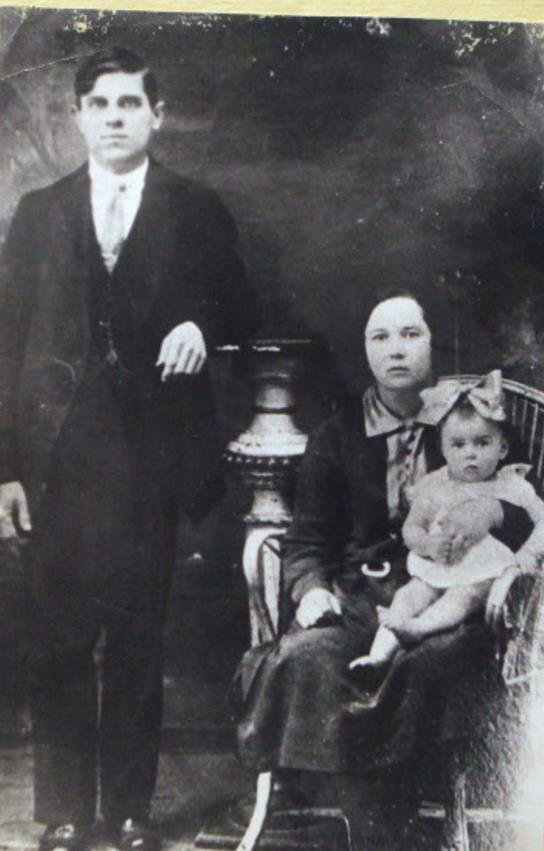 苏联最小女英雄吉娜，孤身潜入德军总部，毒杀上百名纳粹