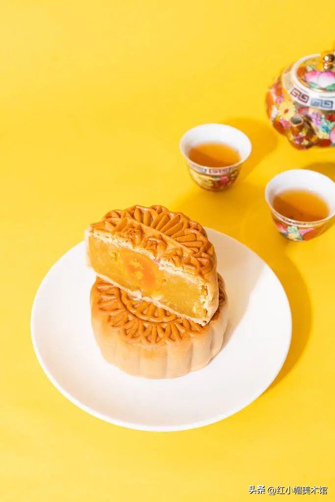 少儿创意美术中秋节萌萌的小白兔,大班中秋兔子画