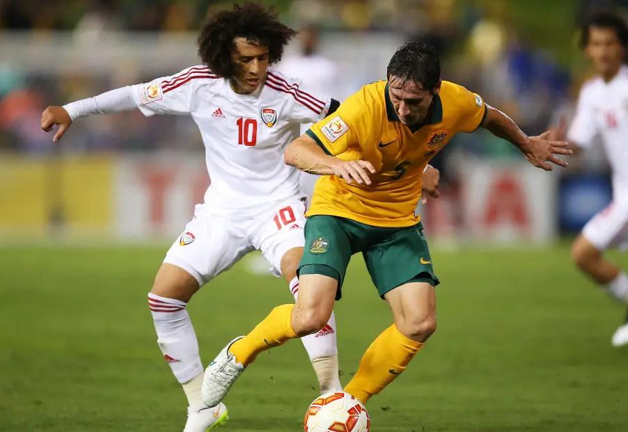 他,为了家人的未来效忠阿联酋,昔日亚洲足球先生,在伤病里沉沦