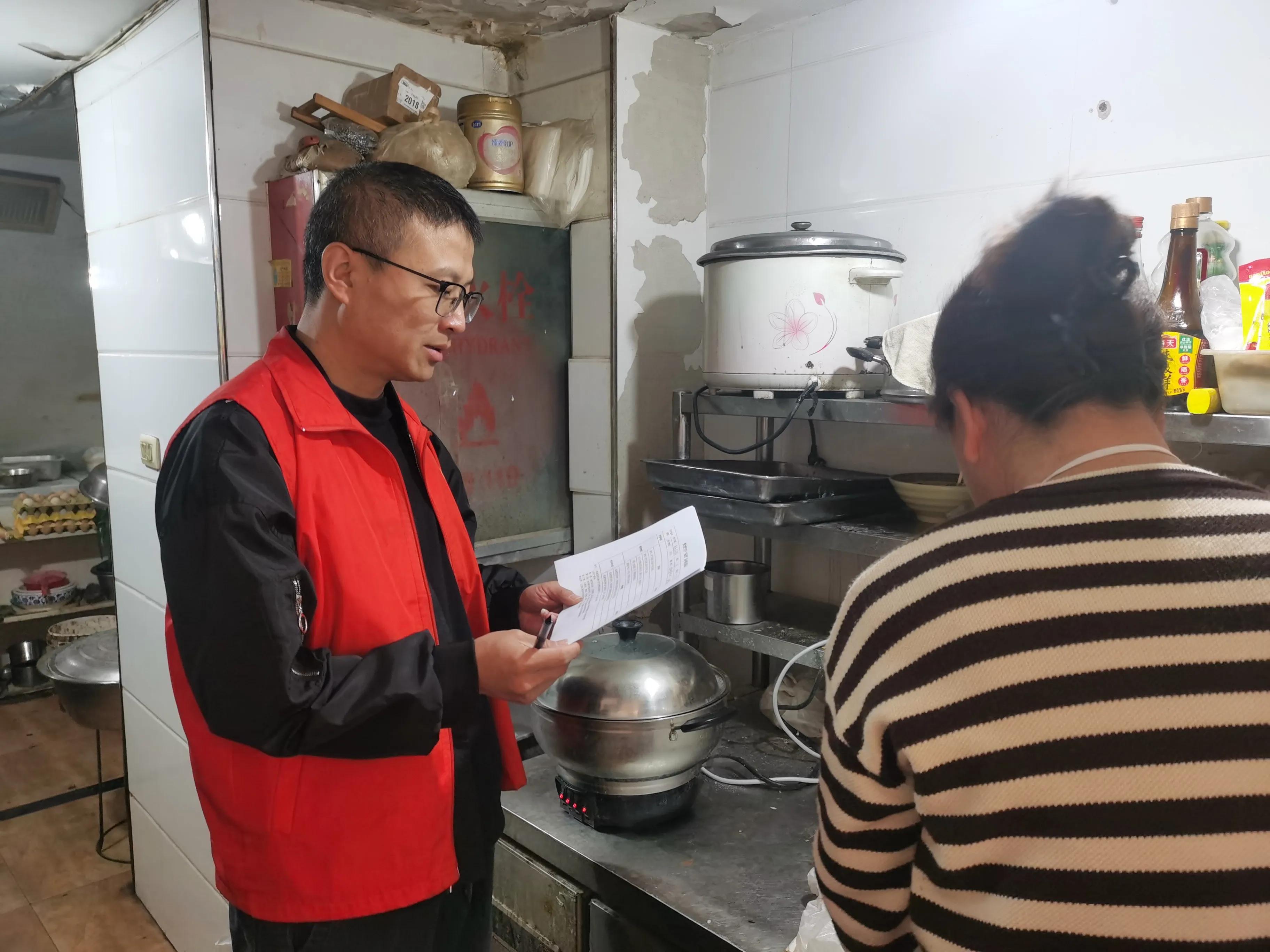 三举措助推燃气安全,网格员助力消防安全宣传