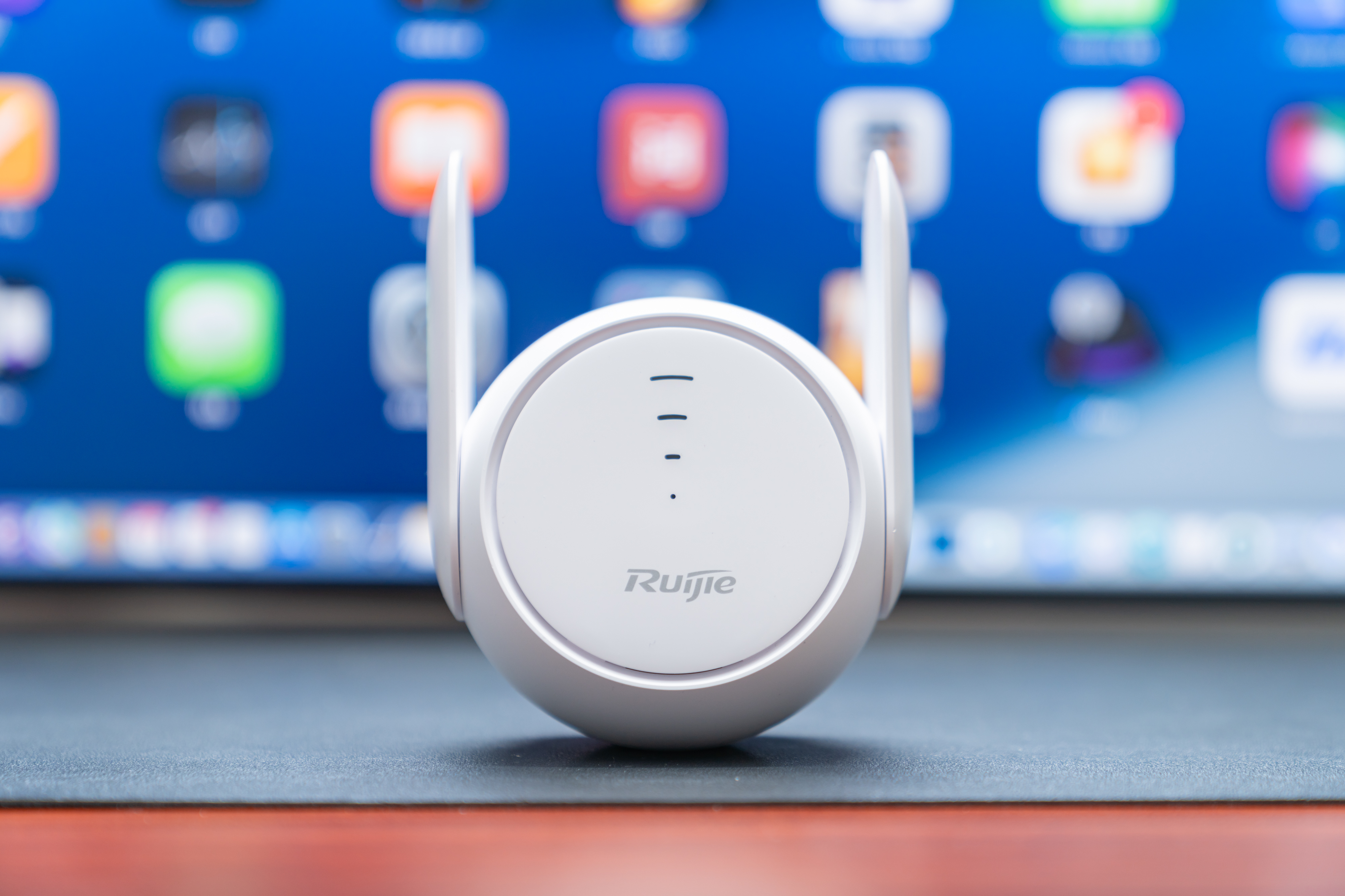 入户500M,两堵墙外卡成狗?如何用好锐捷小兔子改善家庭网络环境