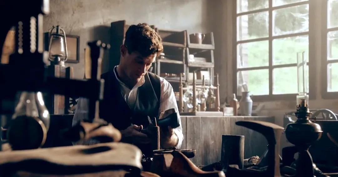 彪马和阿迪达斯是亲兄弟吗,阿迪达斯和彪马都是德国品牌吗