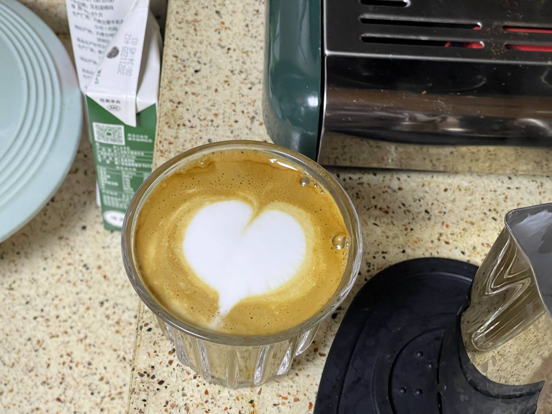 适合意式咖啡机的豆子,意式咖啡机用哪种豆子拼