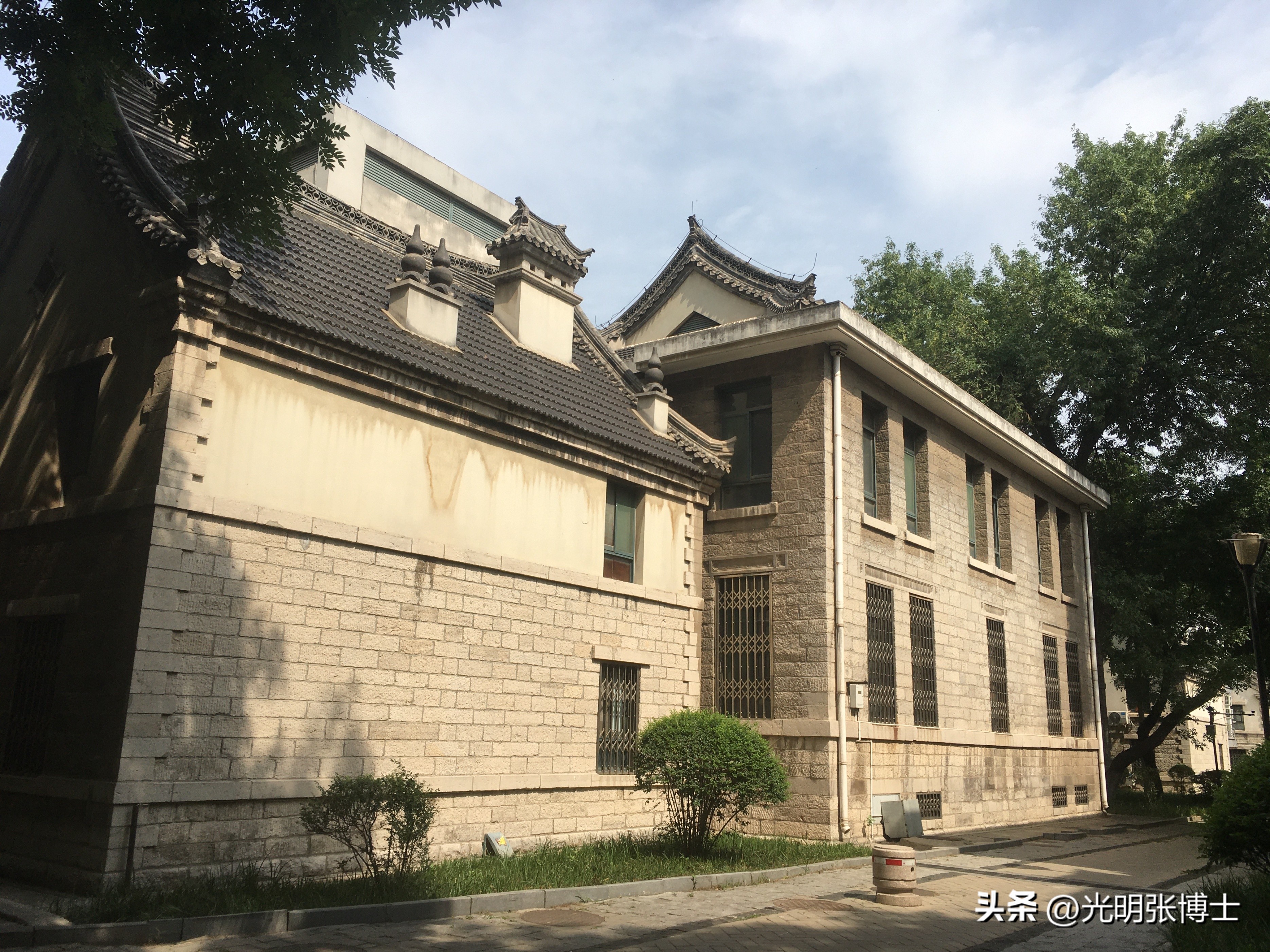山东大学趵突泉校区风景图片,山东大学趵突泉校区宿舍真实照片