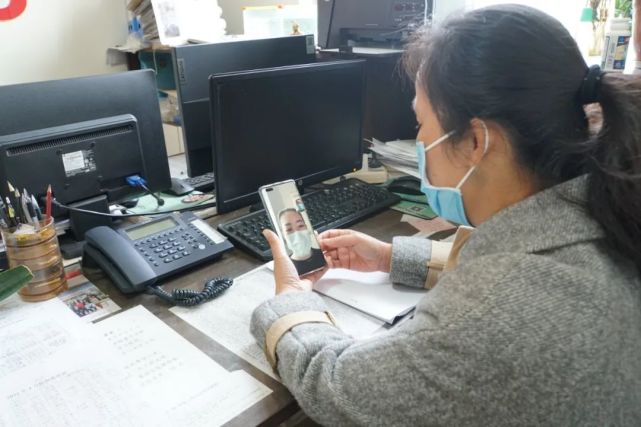 面对肆意蔓延的疫情,面对疫情持续蔓延的严峻形势