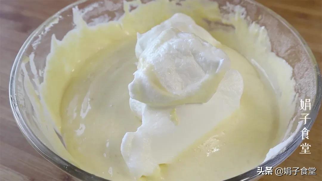 想吃蛋糕不用出去买教你在家做,蛋糕简单又好吃不用电饭煲