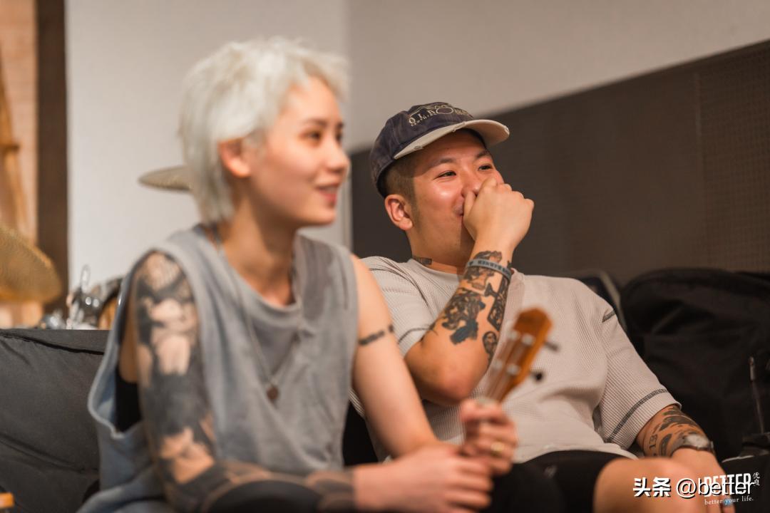 这家鼓手开的咸鱼咖啡，用音乐和咖啡「摆烂」