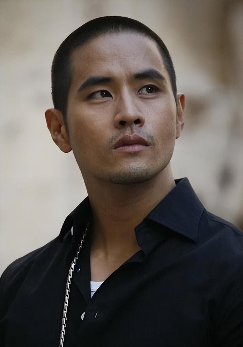 揭秘韩国兵役制，男人千方百计逃避，数十万人*愿请**“男女平等”