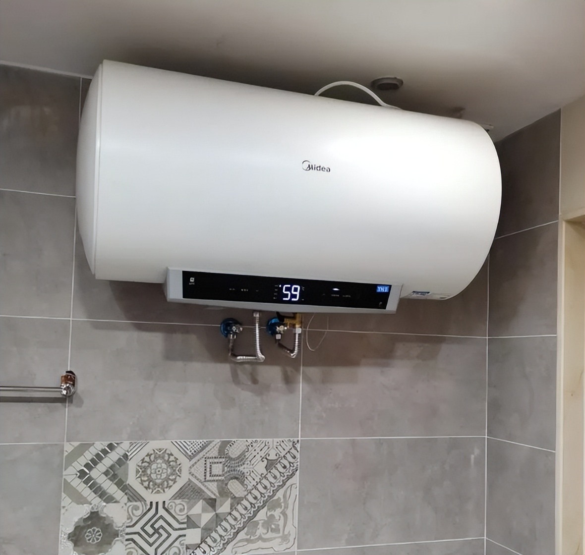 天气转凉电热水器不能少，购买时注意五点，更容易找到好款式