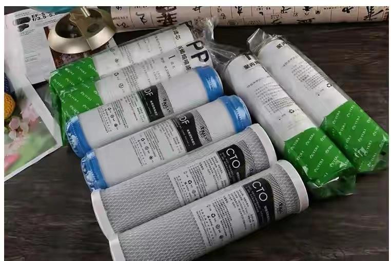 购买净水器时你要绕开的六大误区 (净水器要怎么选不会入坑牢记三点)