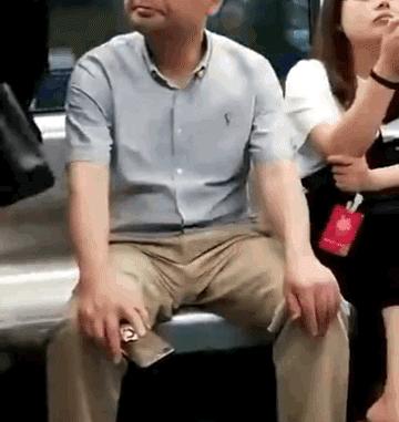 妇科男医生*拍偷**产妇*处私**直播？？我的生活不是你的色情片！