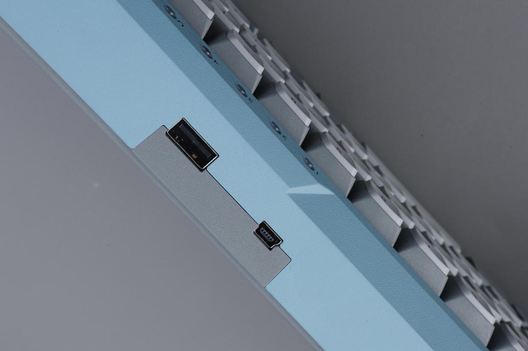 更清新、更简单——Filco双模迷你啦晨曦绿多功能金属支架-DAN图赏