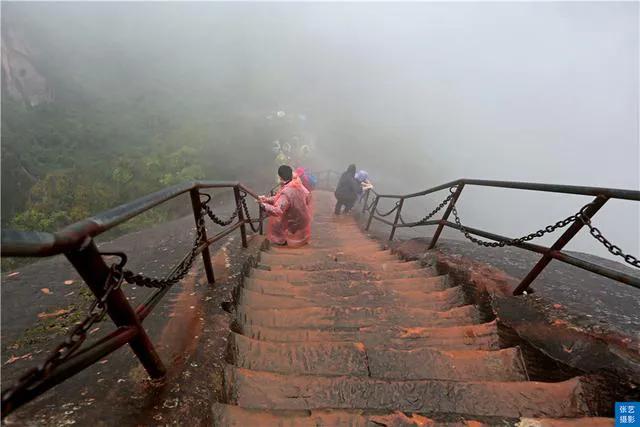 韶关最著名的山,韶关丹霞地貌在仁化县吗