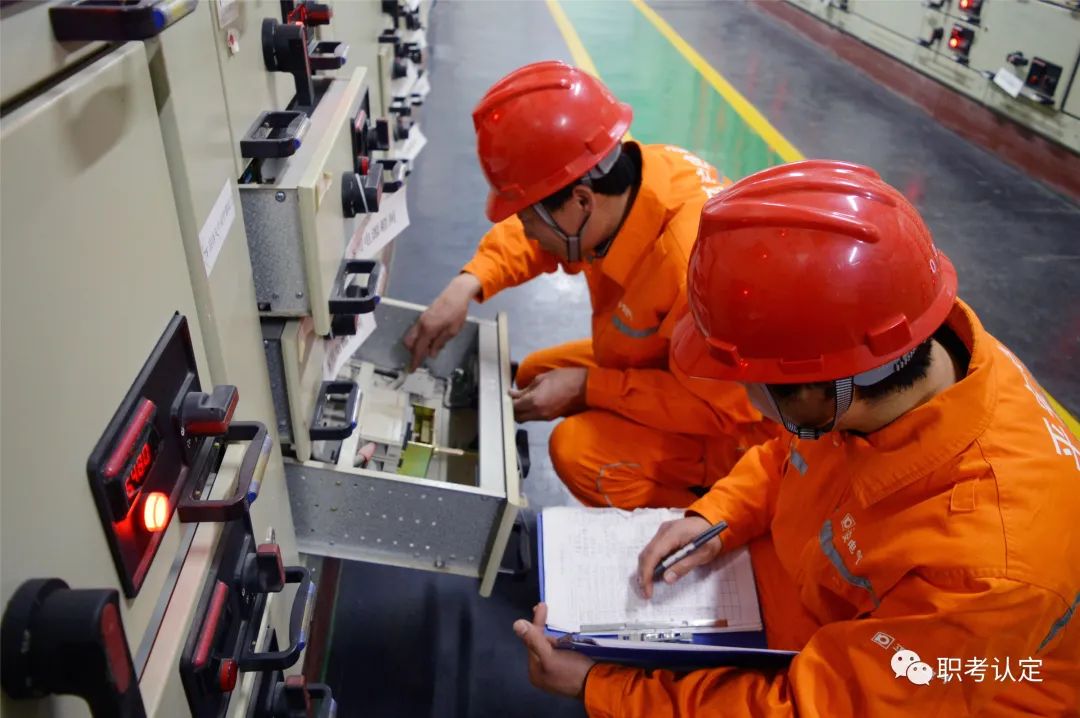 电气设备安装工证书三级如何考,电力电气设备安装工证书怎么报考