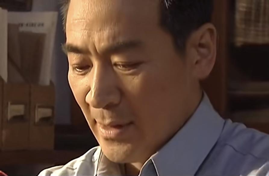 比潜伏悬崖更好看的谍战剧,浅谈悬崖和潜伏平起平坐的谍战剧