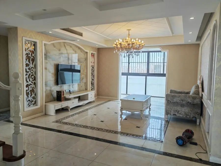 缇庡姞鍗拌薄浜屾墜鎴垮洓瀹ゅ皬澶嶅紡,鑺滄箹甯傜編鍔犲嵃璞′簩鎵嬫埧