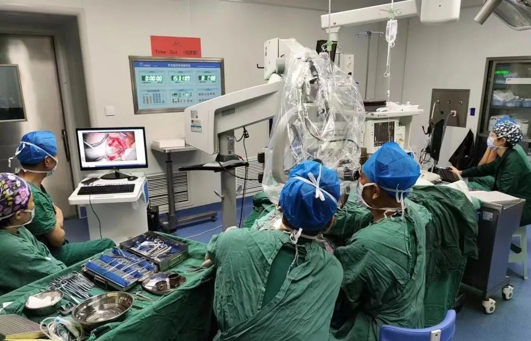 神经性耳聋配的人工耳蜗,感音神经性耳聋可以做人工耳蜗吗