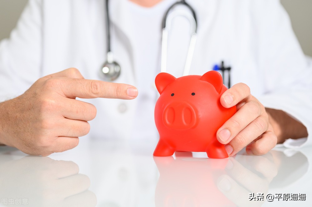 李副局长：到底是公务员中的明星，还是明星中的公务员？