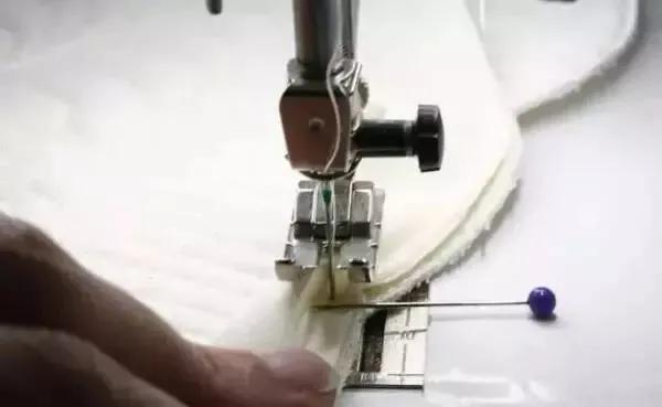 缝纫机自由缝教程,刺绣缝纫机自制