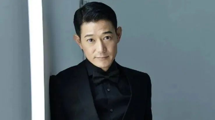 矢野浩二改名浩歌是日本人吗,矢野浩二改名浩歌了么