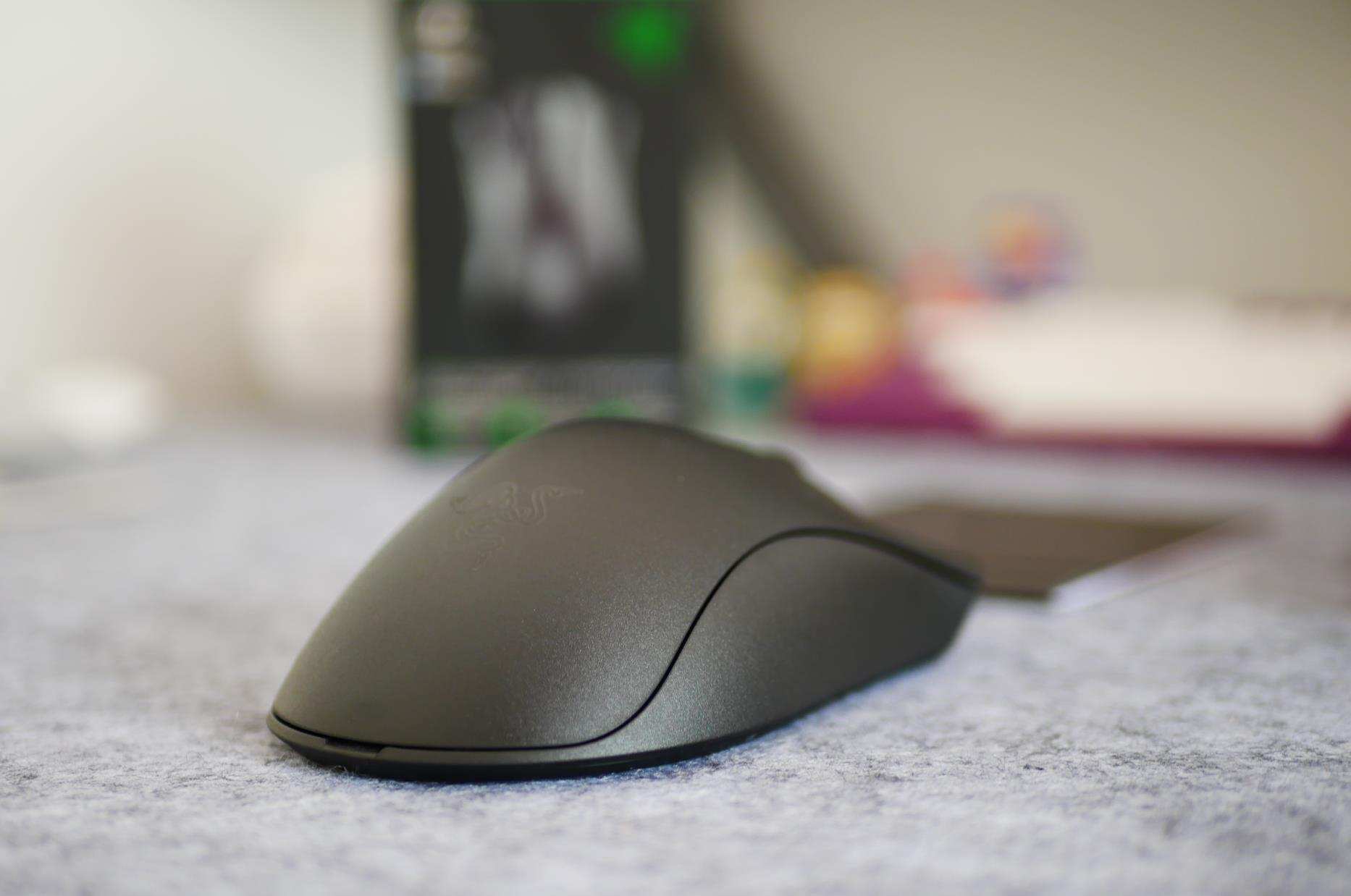 雷蛇炼狱蝰蛇v2x无线测评,雷蛇炼狱蝰蛇v2特别版测评