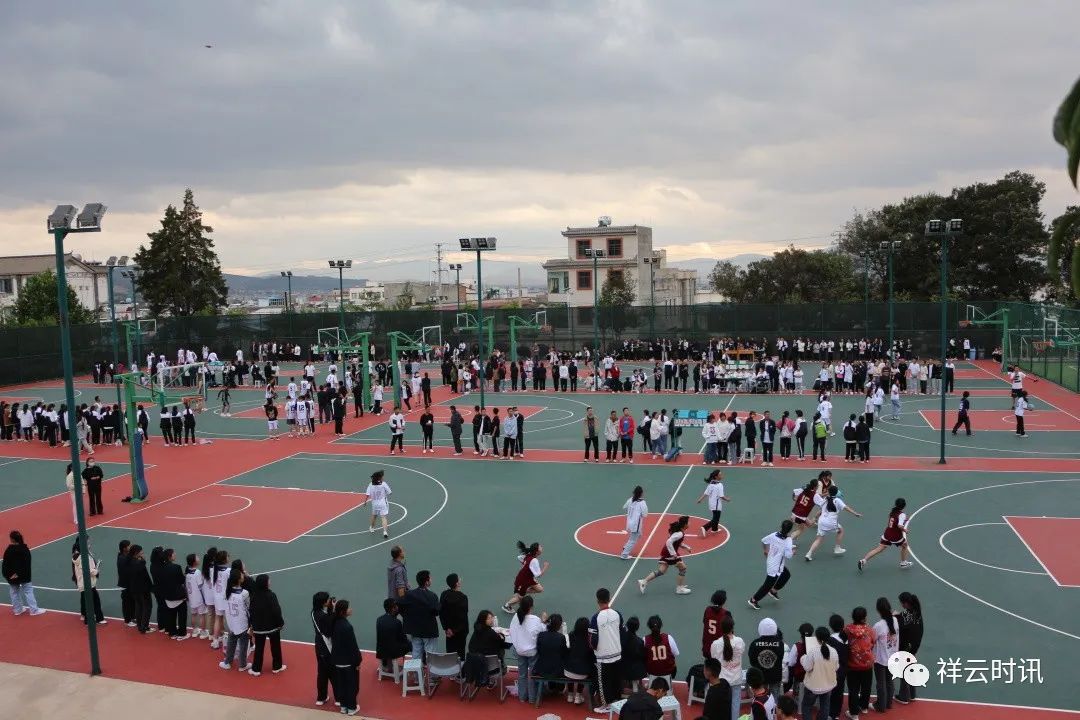 传承红色精神争做时代楷模,传承红色基因争做新时代标兵