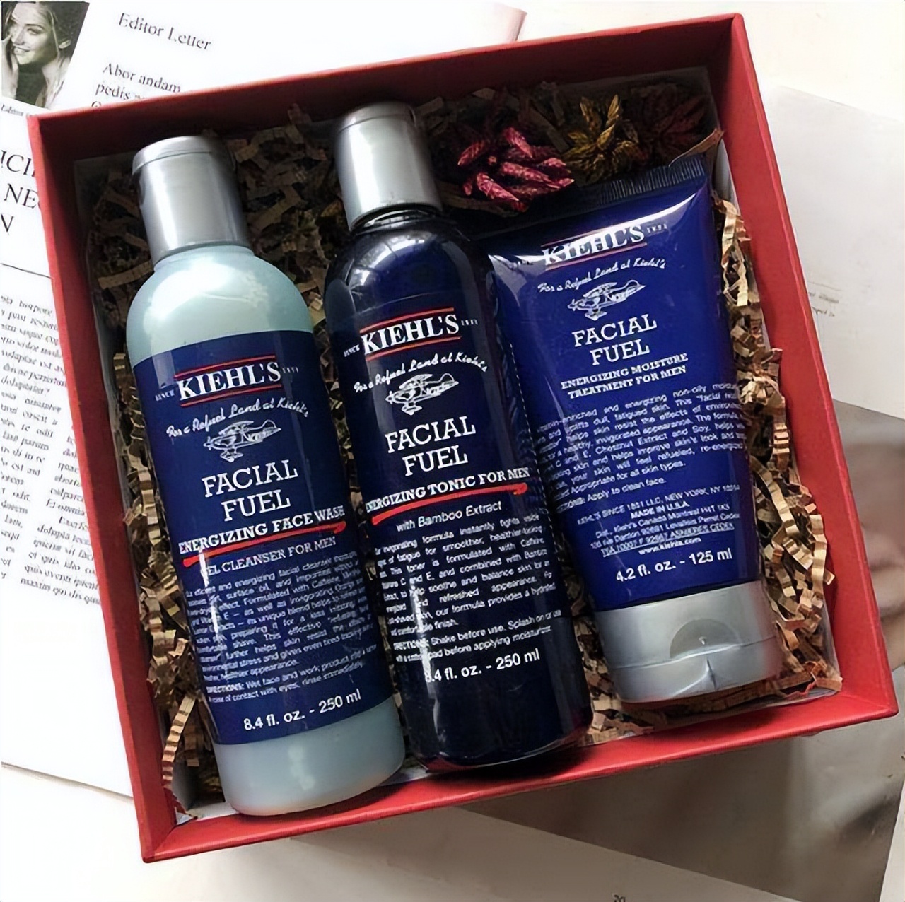 男士护肤就一个原则：精简，男士套装就是简单有效最直接的选择