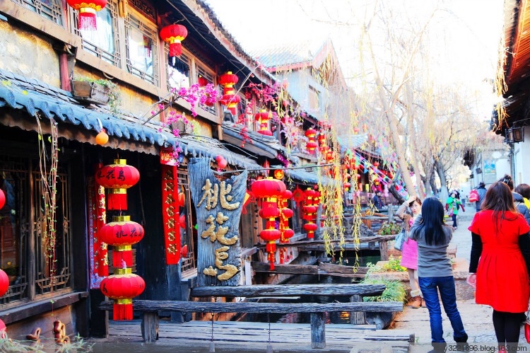 丽江春节旅游免费景点,丽江旅游一日接待游客多少