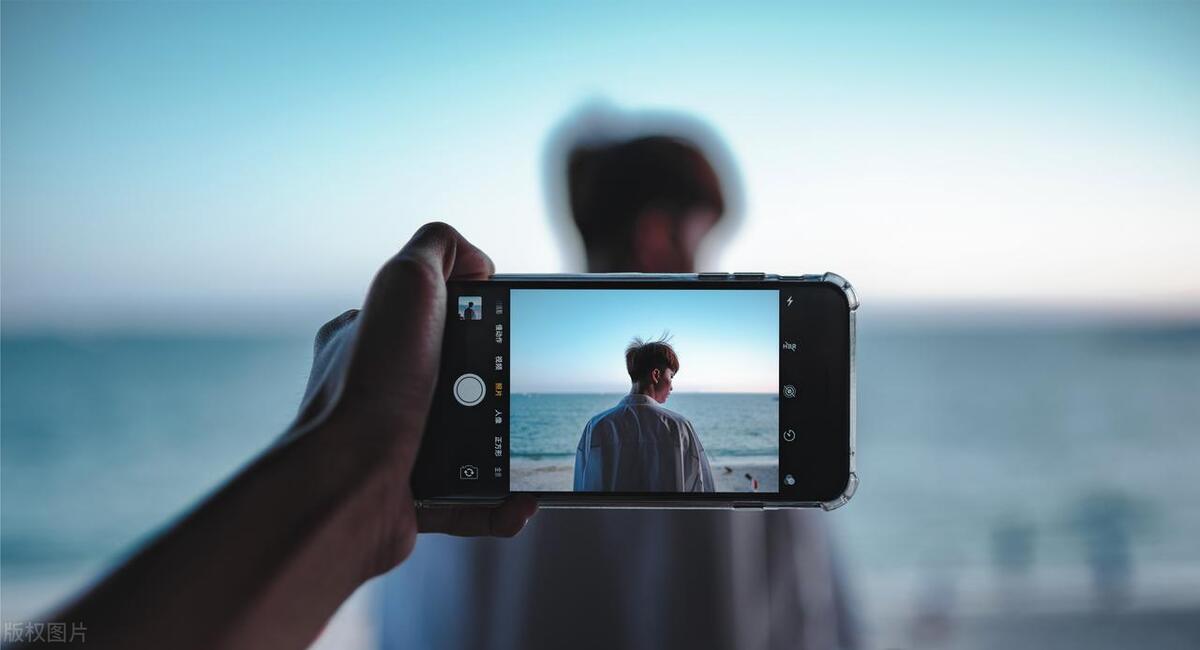 荣耀发布的最新款手机,影音效果好续航长且流畅的手机