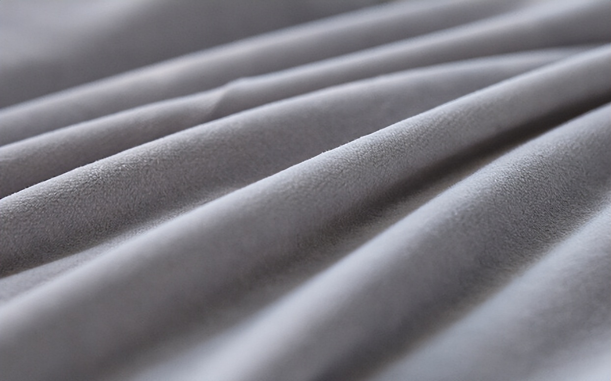 羊绒和德绒保暖内衣哪个效果更好,羊毛蚕丝保暖内衣和德绒哪个好