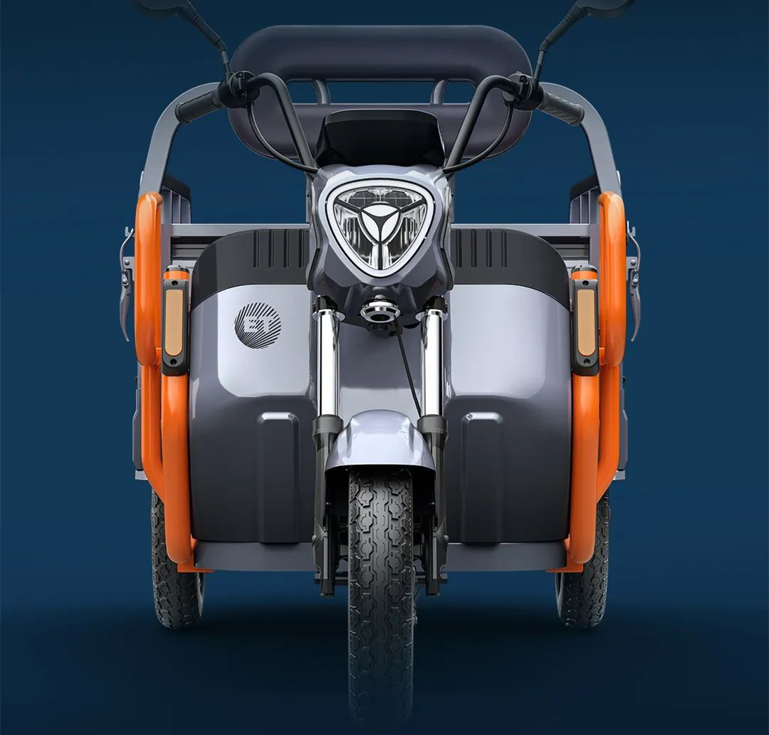 雅迪et132电动三轮车价格,雅迪最快三轮车动力版