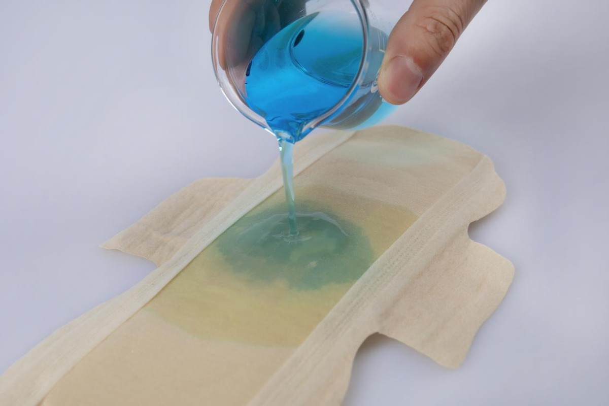 俏妃卫生巾日用使用方法,俏妃卫生巾对人的好处