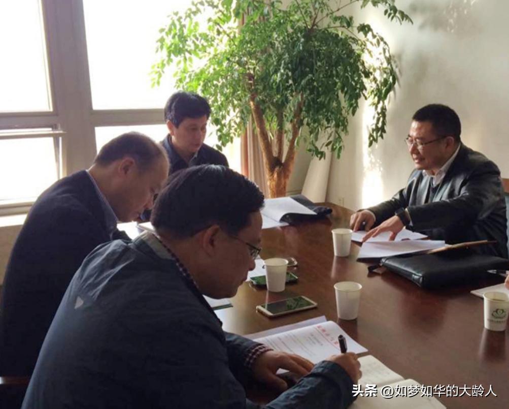 县委办主任可以升常务副县长吗,县委办主任几年可以任副县长