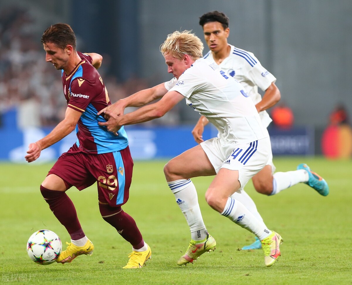 娆у啝鏇艰仈1-0鍝ユ湰鍝堟牴瑙嗛,闂ㄥ皢澶╃涓嬪嚒