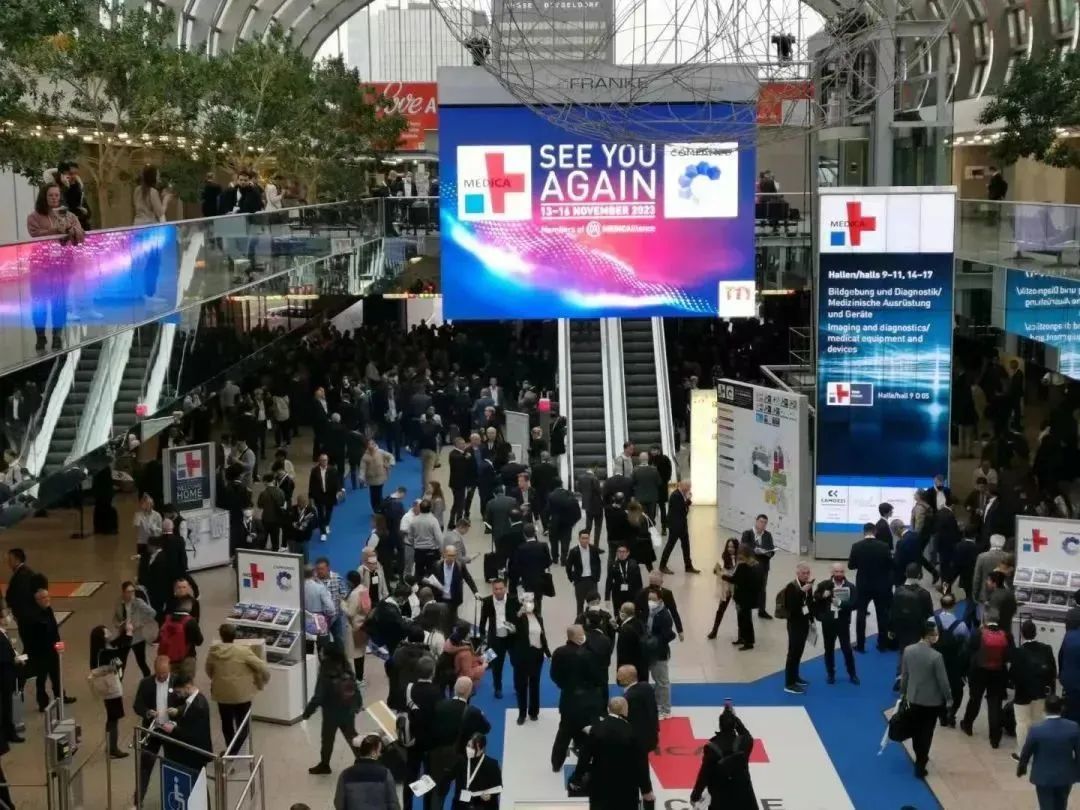 德铭智造闪耀2022MEDICA现场