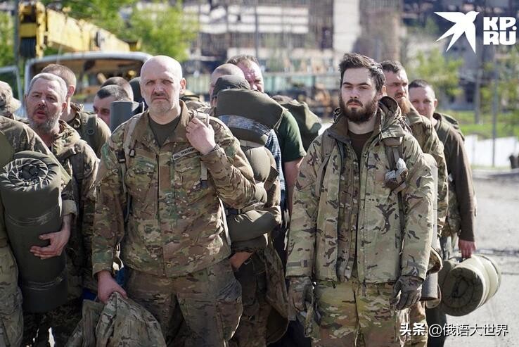 亚速钢铁厂士兵图片,亚速钢铁厂士兵视频