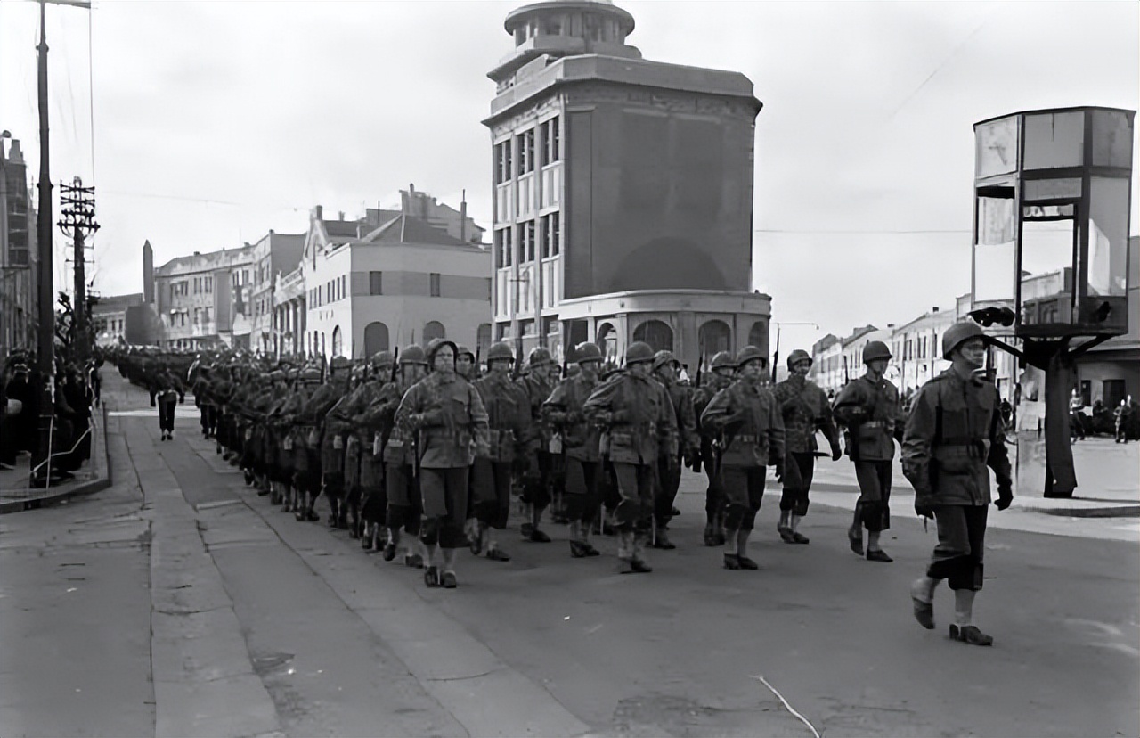 苏联专家给公安上课，突然被捕，局长笑言：老韩，我找你好苦