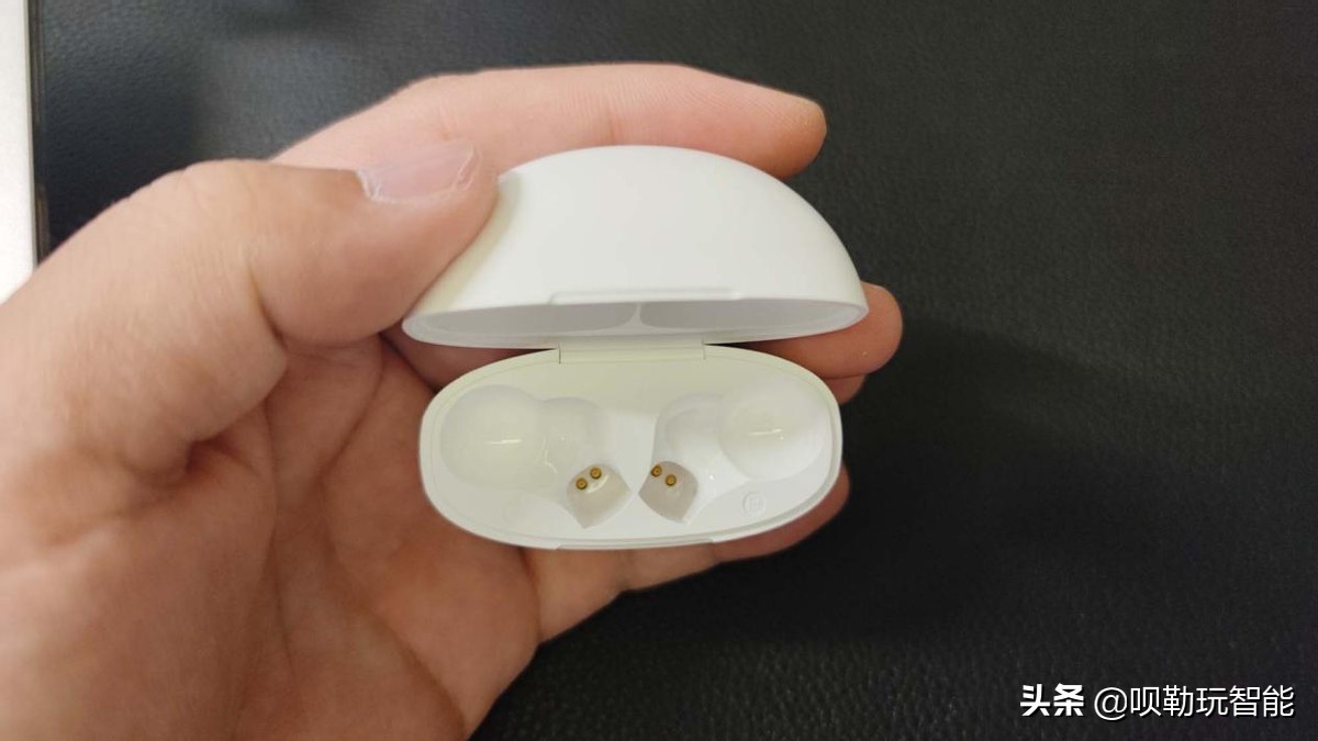 超高性价比蓝牙耳机可无线充,超性价比蓝牙耳机推荐